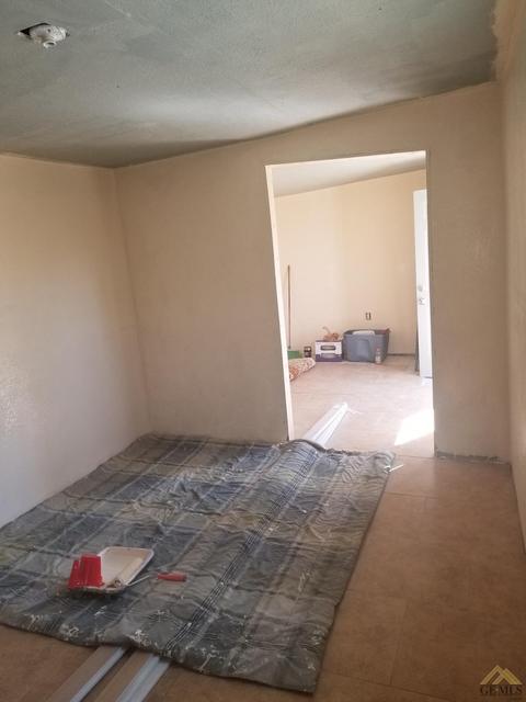 706 Monroe St, Arvin, CA 93203 photo 9