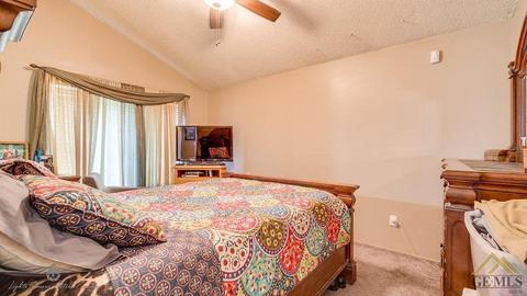 9013 Eucalyptus Dr, Bakersfield, CA 93306 photo 7
