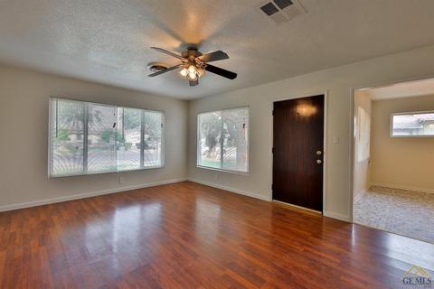 1026 Cedar Ave, Wasco, CA 93280 photo 6