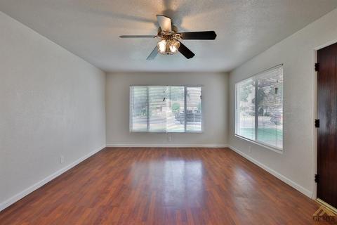 1026 Cedar Ave, Wasco, CA 93280 photo 4