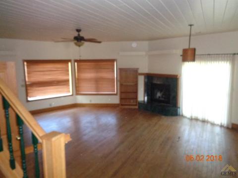 26474 Marcel Dr, Tehachapi, CA 93561 photo 4