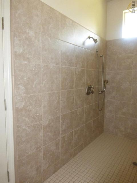 9100 Centennial Ct, Bakersfield, CA 93312 photo 20
