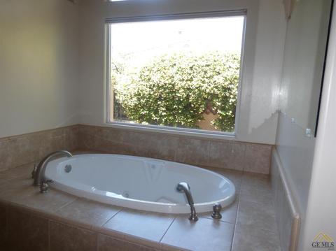 9100 Centennial Ct, Bakersfield, CA 93312 photo 21