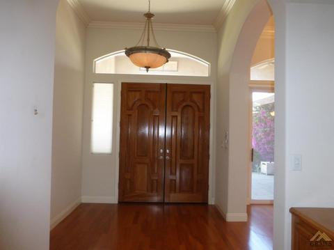 9100 Centennial Ct, Bakersfield, CA 93312 photo 5