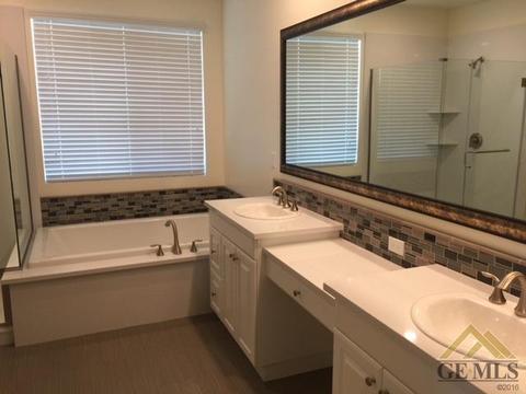367 Talbert Ave, Simi Valley, CA 93065 photo 3