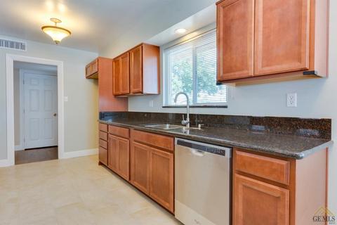1002 2nd St, Taft, CA 93268 photo 12