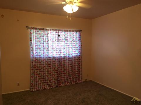 448 Campus Dr, Arvin, CA 93203 photo 13