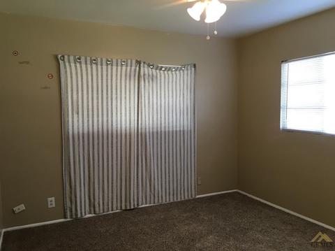 448 Campus Dr, Arvin, CA 93203 photo 12
