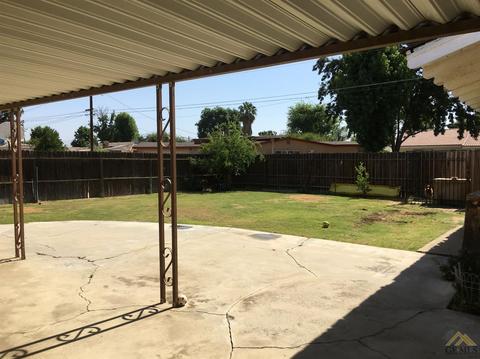 448 Campus Dr, Arvin, CA 93203 photo 16