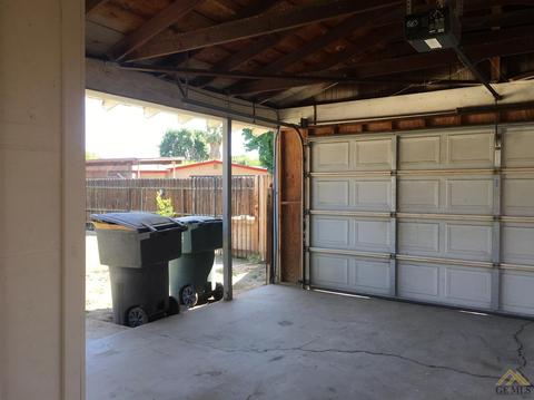 448 Campus Dr, Arvin, CA 93203 photo 19