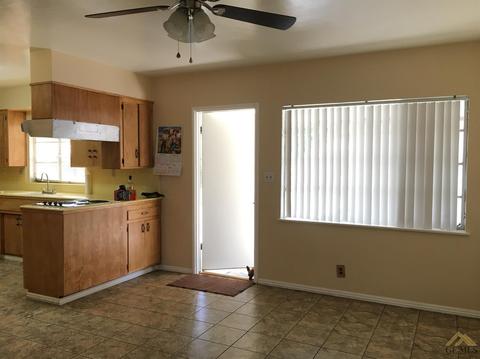 448 Campus Dr, Arvin, CA 93203 photo 7