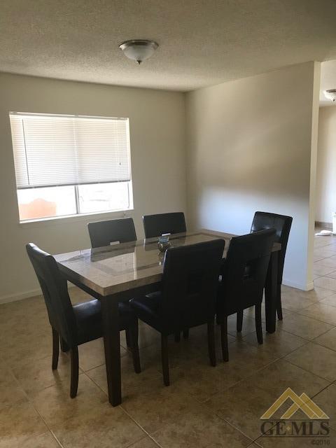 4309 Spaulding Ct, Bakersfield, CA 93313 photo 4