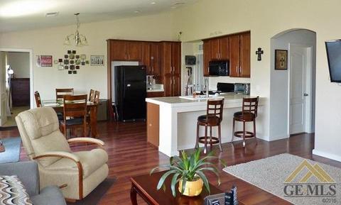 2600 Rain Dr, Bakersfield, CA 93313 photo 5