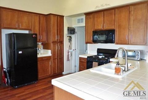 2600 Rain Dr, Bakersfield, CA 93313 photo 10