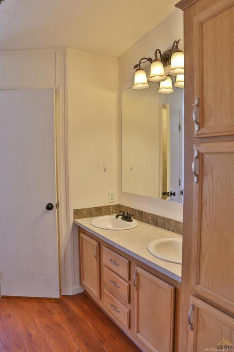 22151 Geneva Dr, Tehachapi, CA 93561 photo 10