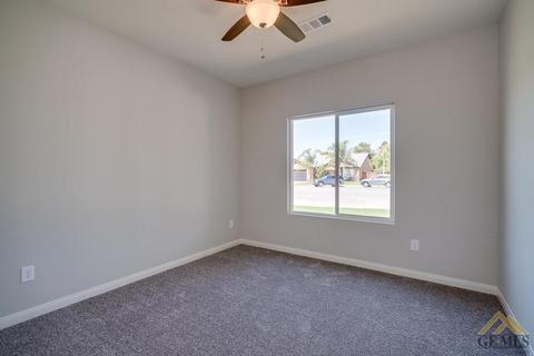 800 Jeffries St, Shafter, CA 93263 photo 17