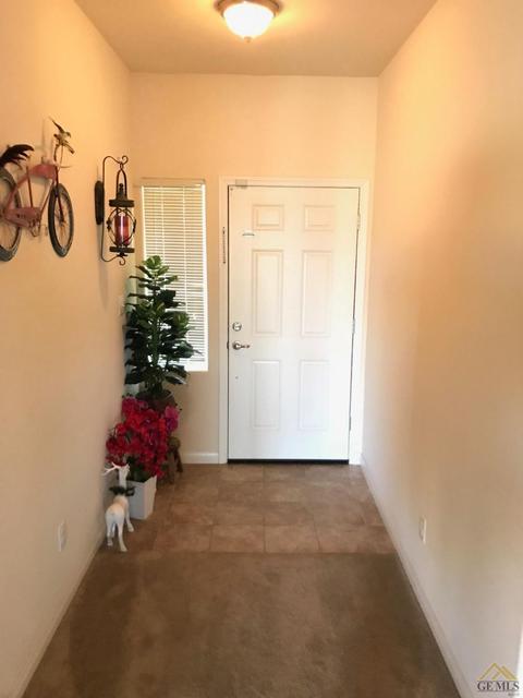 2404 Cobern St, Bakersfield, CA 93313 photo 4