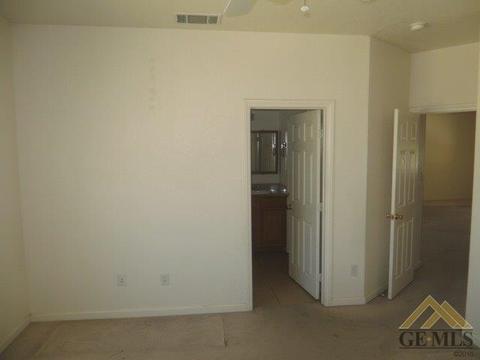 100 Tyler St, Taft, CA 93268 photo 12