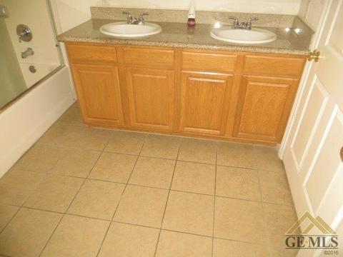 100 Tyler St, Taft, CA 93268 photo 14