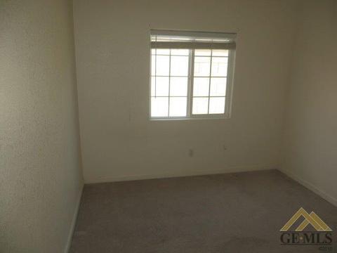 100 Tyler St, Taft, CA 93268 photo 17