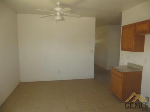100 Tyler St, Taft, CA 93268 photo 10