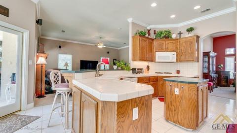 10902 Jadestone Dr, Bakersfield, CA 93311 photo 6