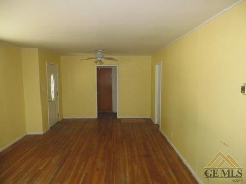 617 Pierce St, Taft, CA 93268 photo 7