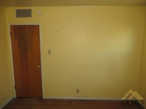 617 Pierce St, Taft, CA 93268 photo 14