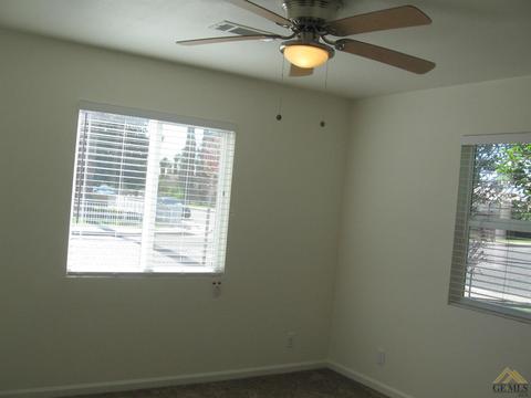 200 Maple Ave, Wasco, CA 93280 photo 11