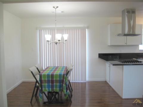 200 Maple Ave, Wasco, CA 93280 photo 9