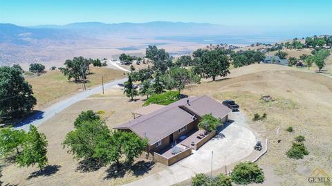 29920 Horsethief Dr, Tehachapi, CA 93561 photo 1