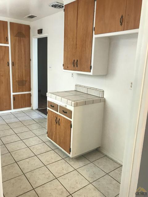 6808 Azalea Ave, Bakersfield, CA 93306 photo 12