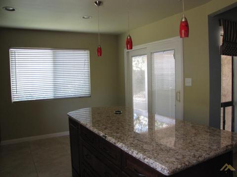 412 Church St, Taft, CA 93268 photo 14