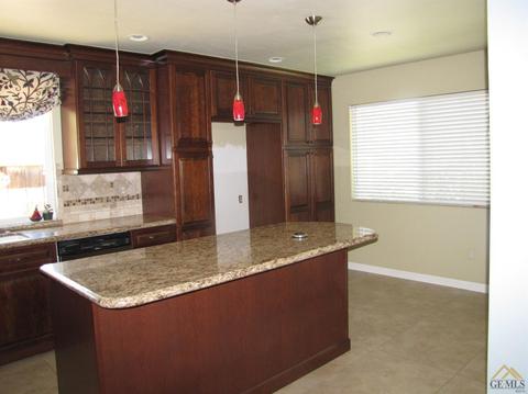 412 Church St, Taft, CA 93268 photo 10