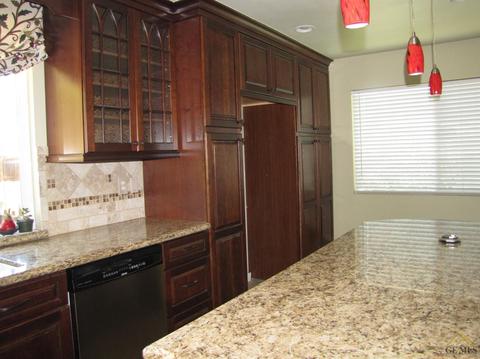 412 Church St, Taft, CA 93268 photo 13