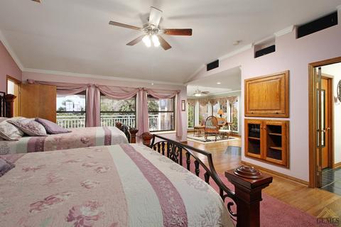 340 E Mckee Rd, Bakersfield, CA 93307 photo 21