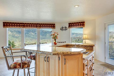 28950 Ridgeview Ct, Tehachapi, CA 93561 photo 14