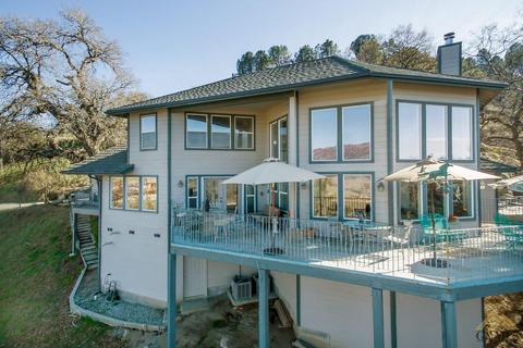 28950 Ridgeview Ct, Tehachapi, CA 93561 photo 2