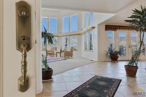 28950 Ridgeview Ct, Tehachapi, CA 93561 photo 5