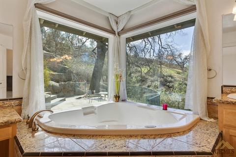 28950 Ridgeview Ct, Tehachapi, CA 93561 photo 23