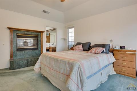 14103 Via Contento, Bakersfield, CA 93314 photo 18