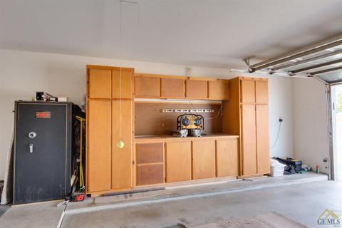 14103 Via Contento, Bakersfield, CA 93314 photo 23
