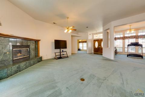 14103 Via Contento, Bakersfield, CA 93314 photo 6