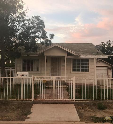 1104 12th St, Wasco, CA 93280 photo 1