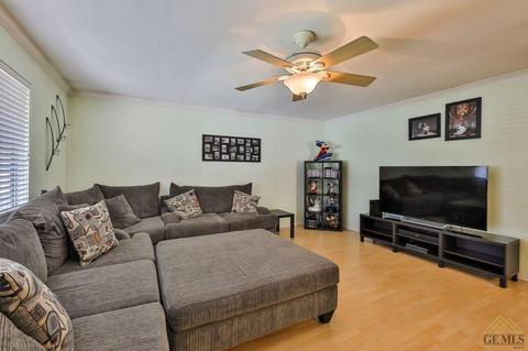 741 Central Ave, Shafter, CA 93263 photo 4