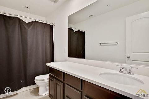 15606 Montalone Pl, Bakersfield, CA 93314 photo 25
