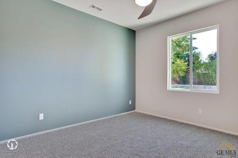 15606 Montalone Pl, Bakersfield, CA 93314 photo 21