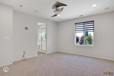 15606 Montalone Pl, Bakersfield, CA 93314 photo 28