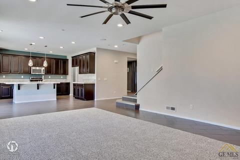 15606 Montalone Pl, Bakersfield, CA 93314 photo 11