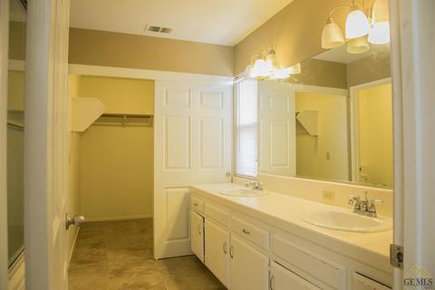 5805 Willowcrest St, Bakersfield, CA 93313 photo 19
